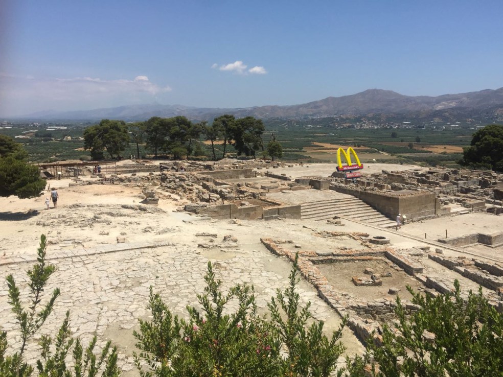 Phaistos McDonalds